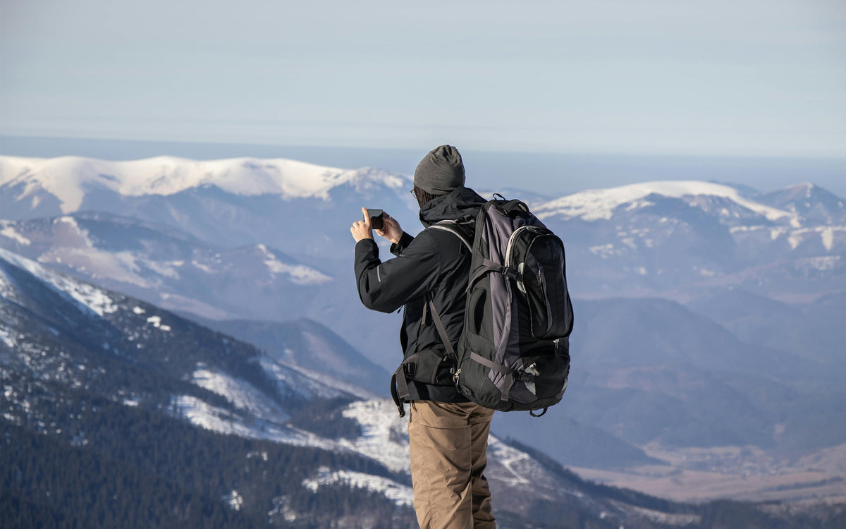 Guide to Choosing a Camping and Hiking Backpack